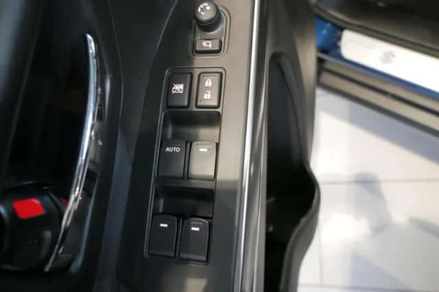 Suzuki S-Cross (2024) thumbnail 21