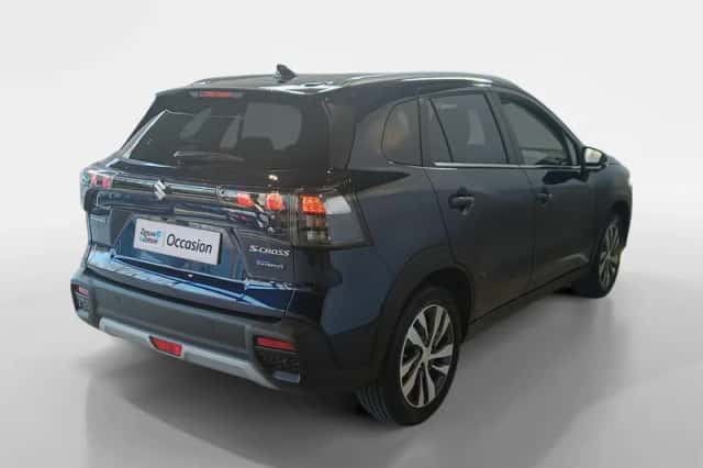 Suzuki S-Cross (2024) thumbnail 5