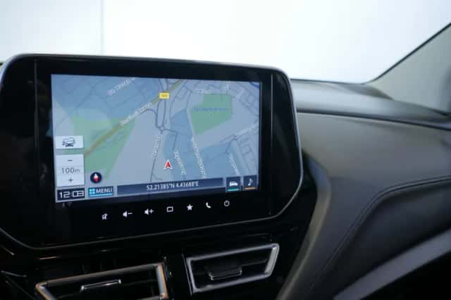 Suzuki S-Cross (2024) thumbnail 8