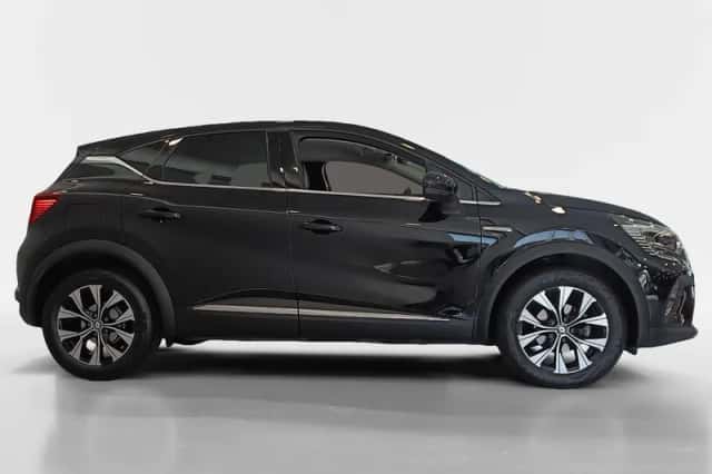 Renault Captur (2023) thumbnail 2