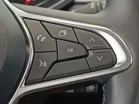 Renault Captur (2023) thumbnail 15