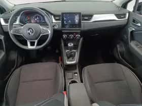 Renault Captur (2023) thumbnail 16