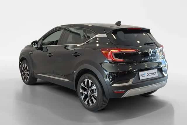 Renault Captur (2023) thumbnail 7