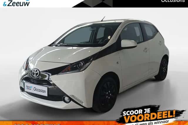 Toyota Aygo (2017) thumbnail 1
