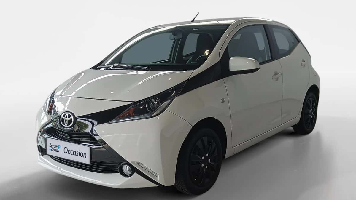 Toyota Aygo (2017) — foto 1