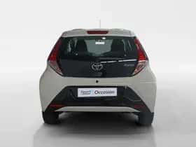 Toyota Aygo (2017) thumbnail 6