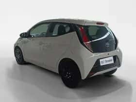 Toyota Aygo (2017) thumbnail 7