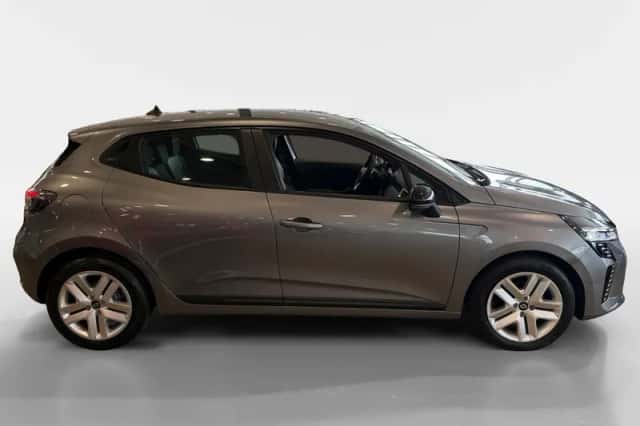 Renault Clio (2024) thumbnail 2