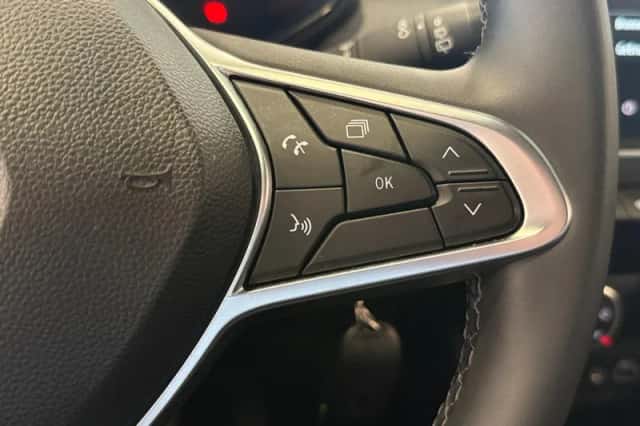 Renault Clio (2024) thumbnail 15