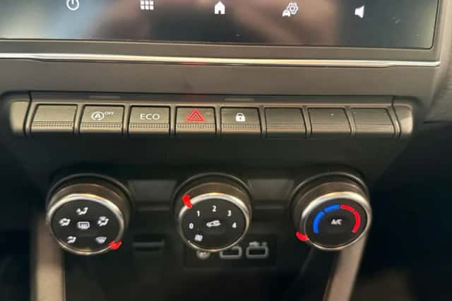 Renault Clio (2024) thumbnail 19