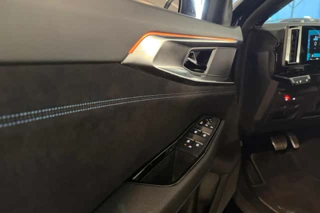 Renault Austral (2023) thumbnail 24