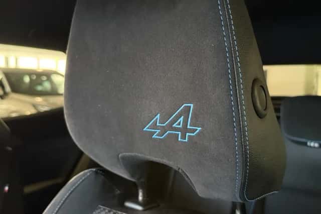 Renault Austral (2023) thumbnail 10