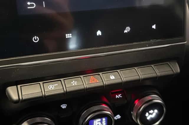 Renault Captur (2020) thumbnail 18