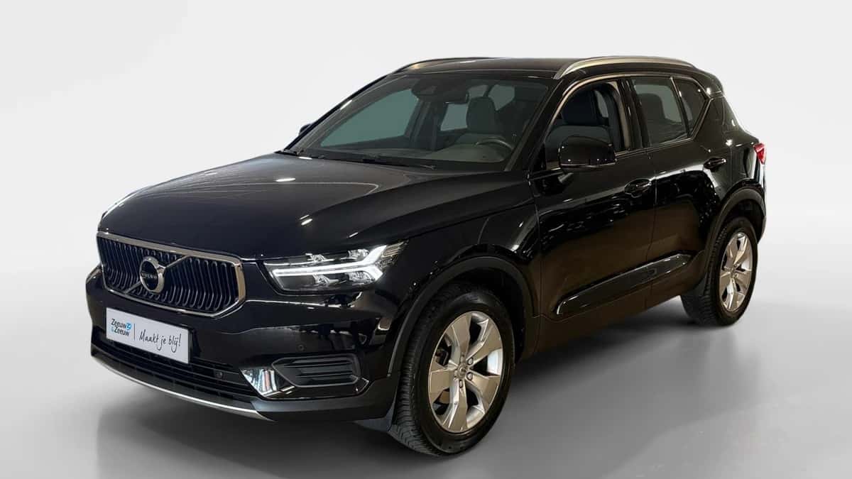 Volvo XC40 (2022) — foto 1