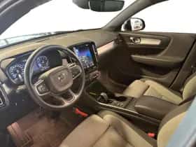 Volvo XC40 (2022) thumbnail 13