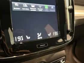 Volvo XC40 (2022) thumbnail 21