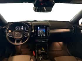 Volvo XC40 (2022) thumbnail 22