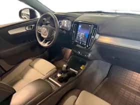 Volvo XC40 (2022) thumbnail 23