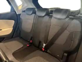Renault Captur (2020) thumbnail 12