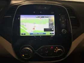 Renault Captur (2020) thumbnail 17