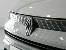 Renault Captur (2026) thumbnail 31