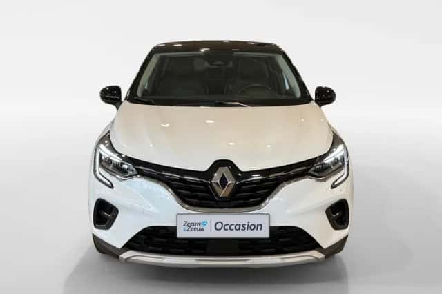 Renault Captur (2021) thumbnail 3