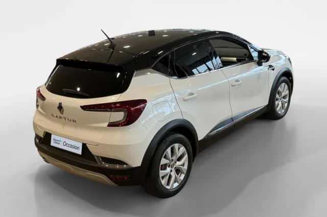 Renault Captur (2021) thumbnail 5