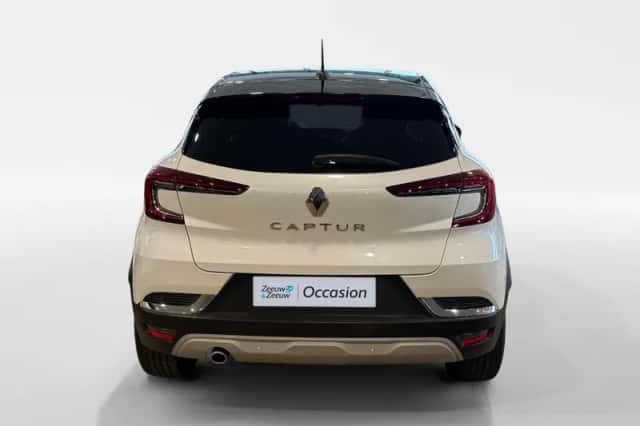 Renault Captur (2021) thumbnail 6