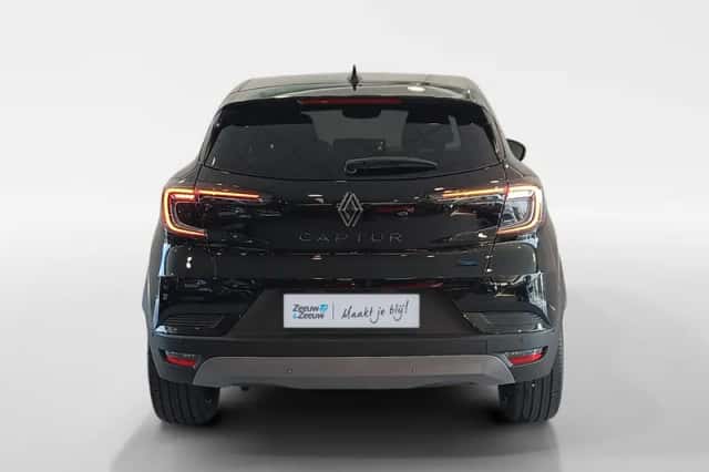 Renault Captur (2026) thumbnail 4