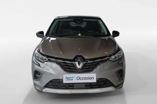 Renault Captur (2024) thumbnail 2