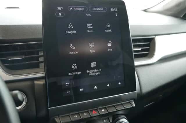 Renault Captur (2024) thumbnail 14