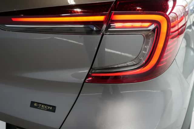 Renault Captur (2024) thumbnail 27