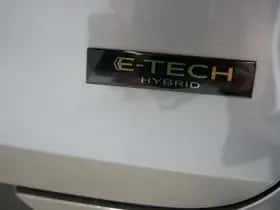 Renault Captur (2024) thumbnail 33