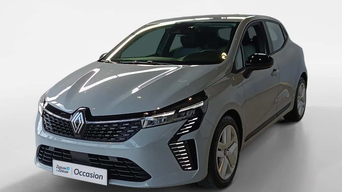 Renault Clio (2024) — foto 1