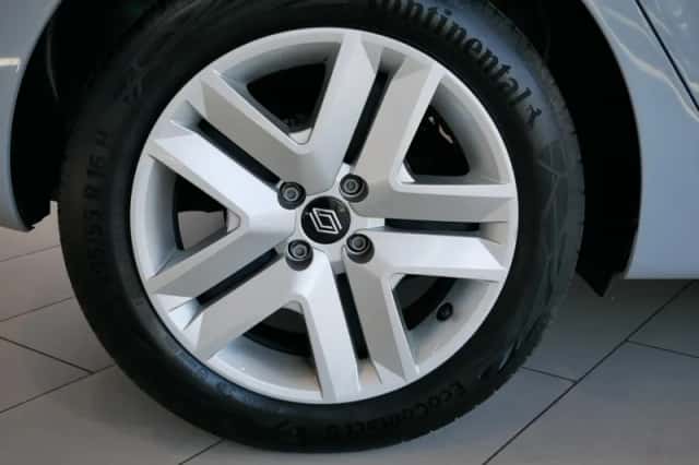 Renault Clio (2024) thumbnail 22