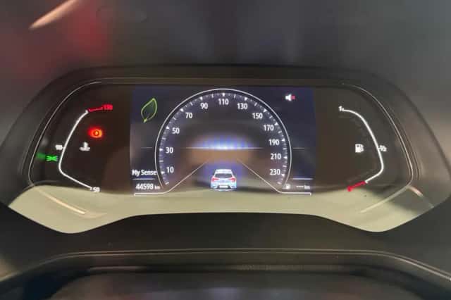 Renault Captur (2021) thumbnail 14