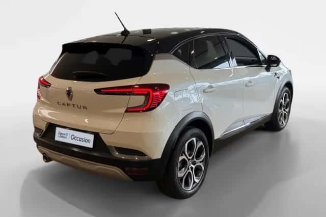 Renault Captur (2021) thumbnail 5