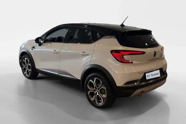 Renault Captur (2021) thumbnail 7