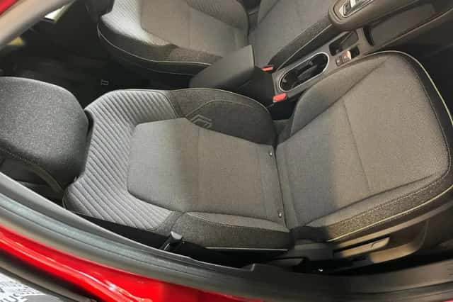 Renault Captur (2026) thumbnail 15