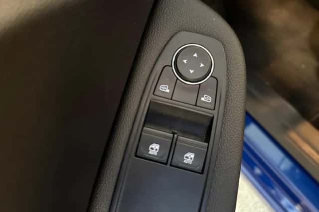Renault Clio (2022) thumbnail 22