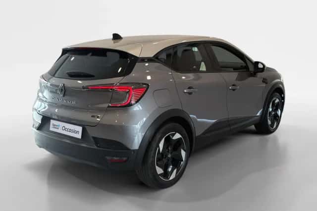 Renault Captur (2025) thumbnail 5