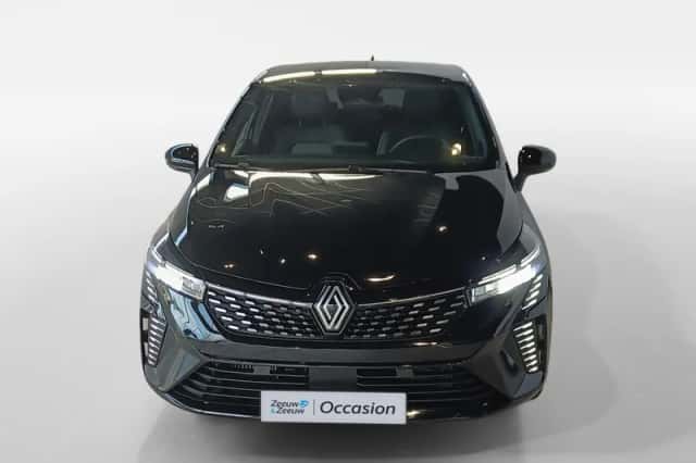 Renault Clio (2024) thumbnail 2