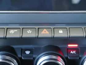 Renault Clio (2024) thumbnail 18