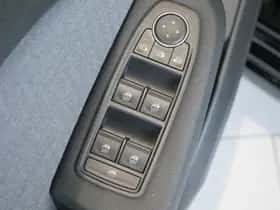 Renault Clio (2024) thumbnail 24