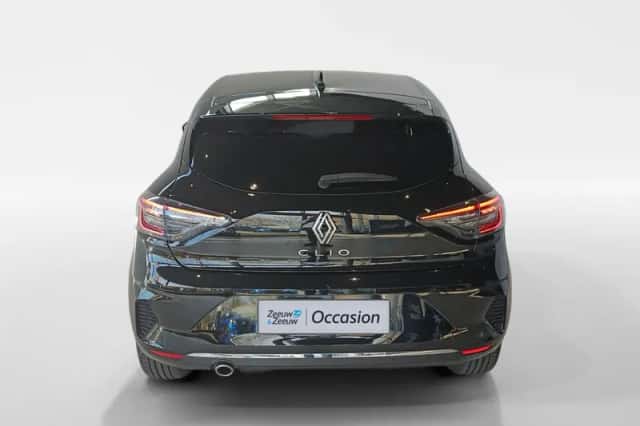 Renault Clio (2024) thumbnail 6