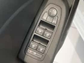 Renault Clio (2024) thumbnail 24