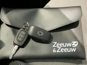 Renault Clio (2024) thumbnail 29