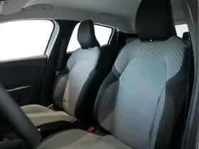 Renault Clio (2024) thumbnail 9