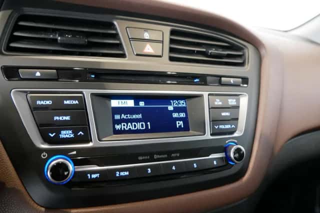 Hyundai i20 (2016) thumbnail 14