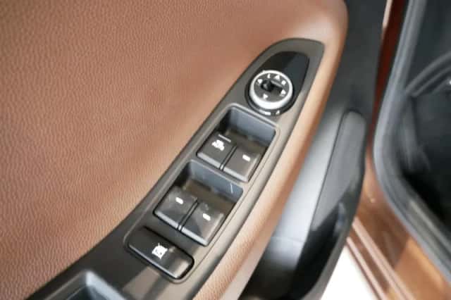 Hyundai i20 (2016) thumbnail 16